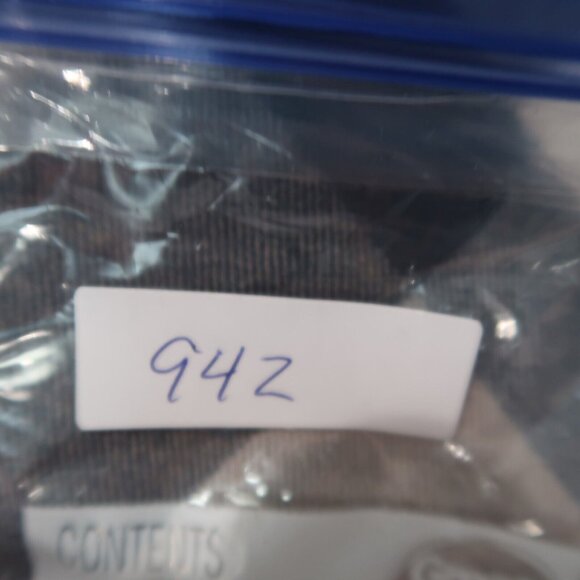 Red Head Shirt Mens M Blue Checks Flannel Button Up Collared Workwear Casual - Picture 16 of 16